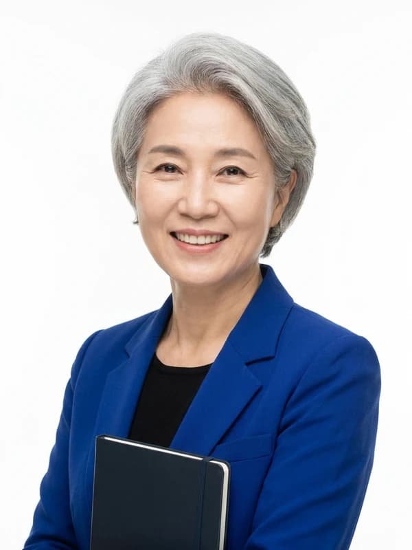 따뜻한 인상의 강사 프로필 예시