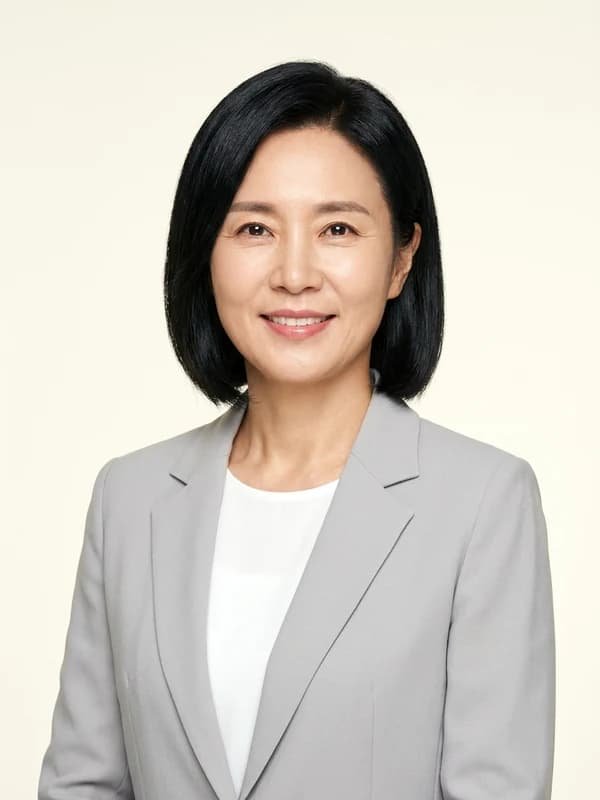 믿음직한 인상의 강사 프로필 예시